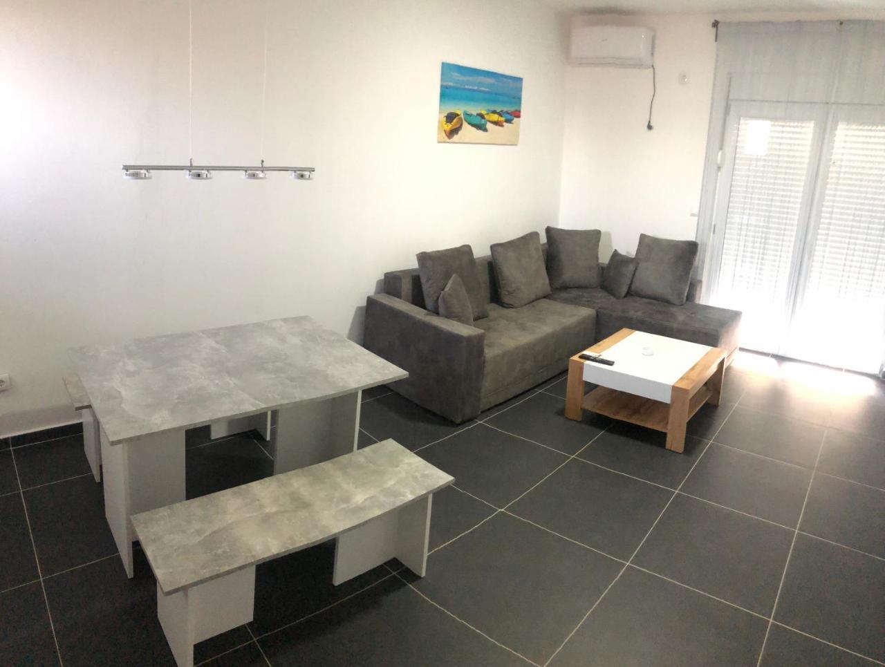 Lanika Apartments Ulcinj Ngoại thất bức ảnh